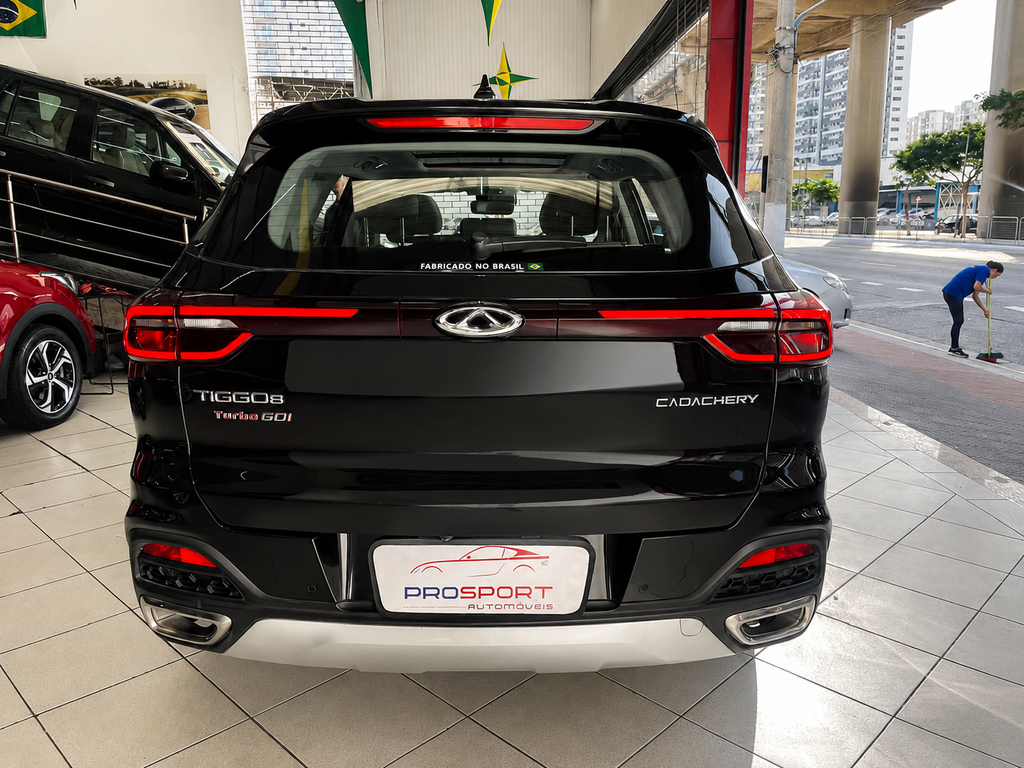 Chery Tiggo 8 Preto