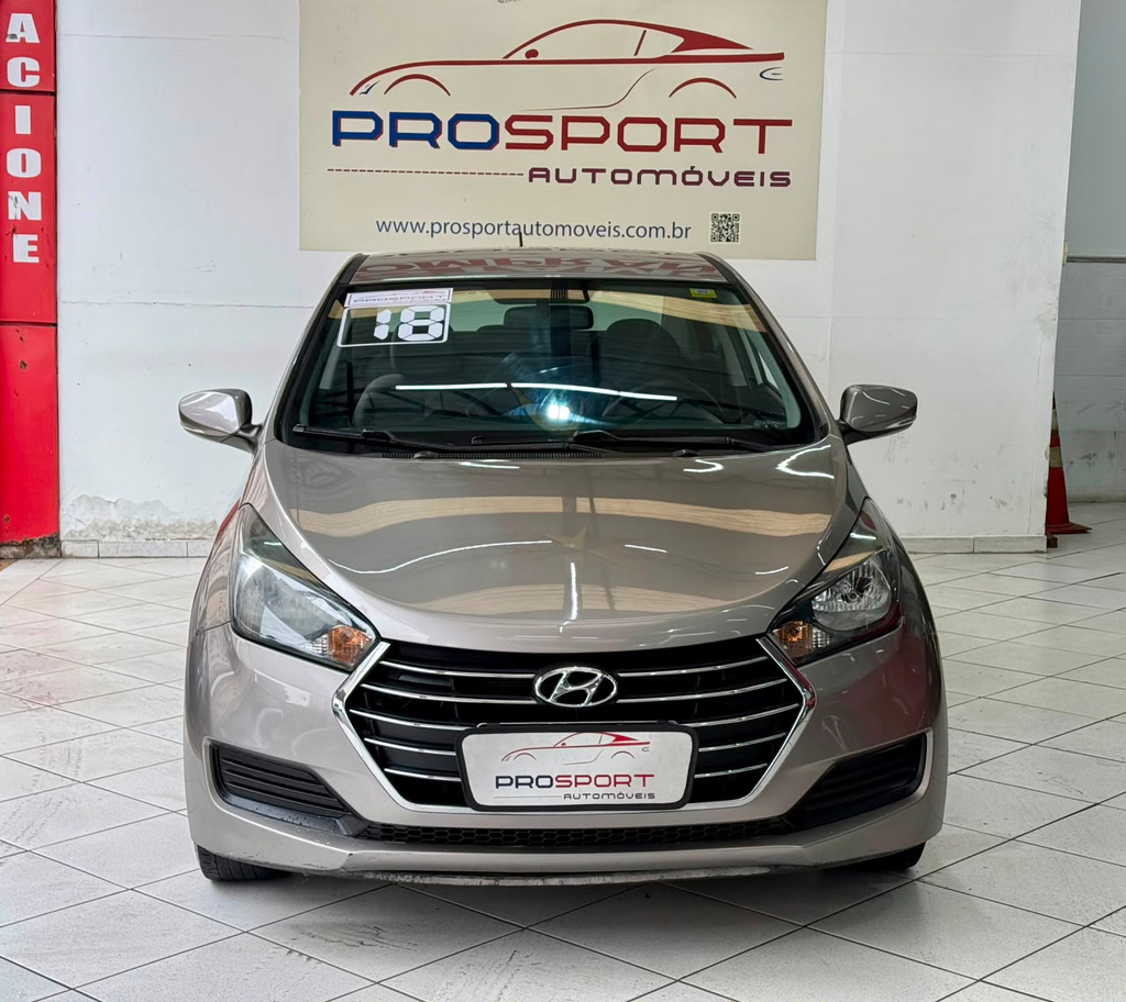 Hyundai HB20S Prata