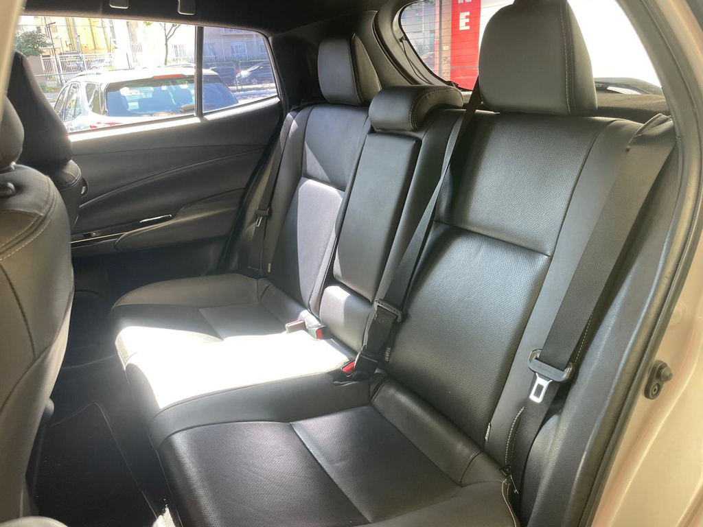Toyota Yaris Hatch Prata