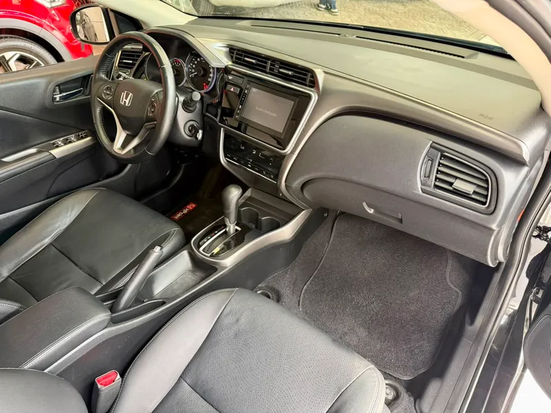 Honda City Preto