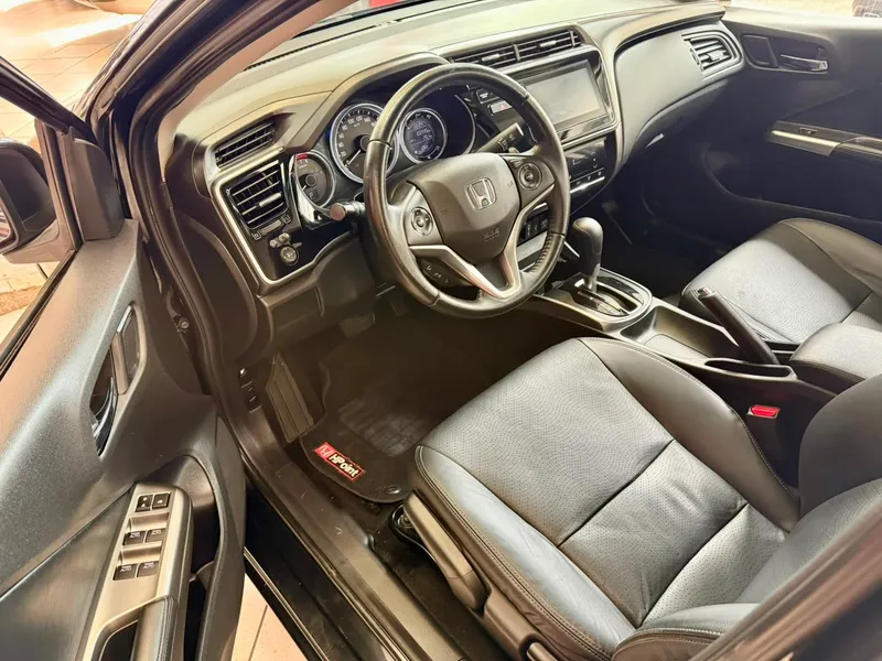 Honda City Preto