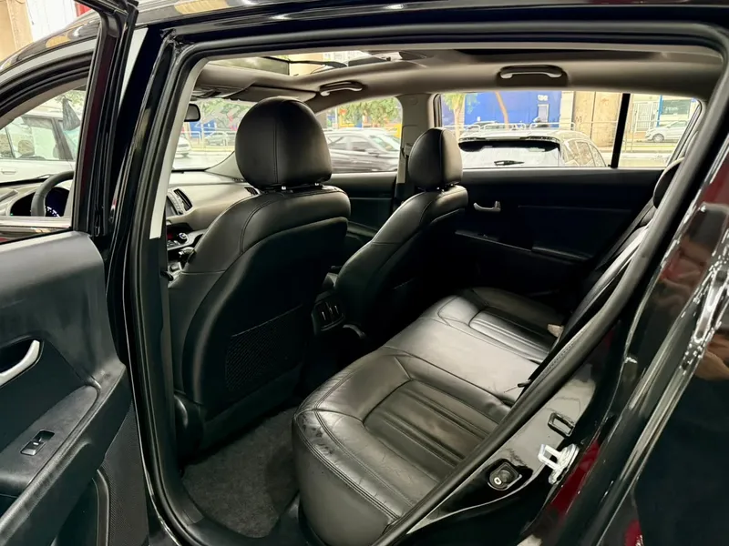 Kia Sportage Preto