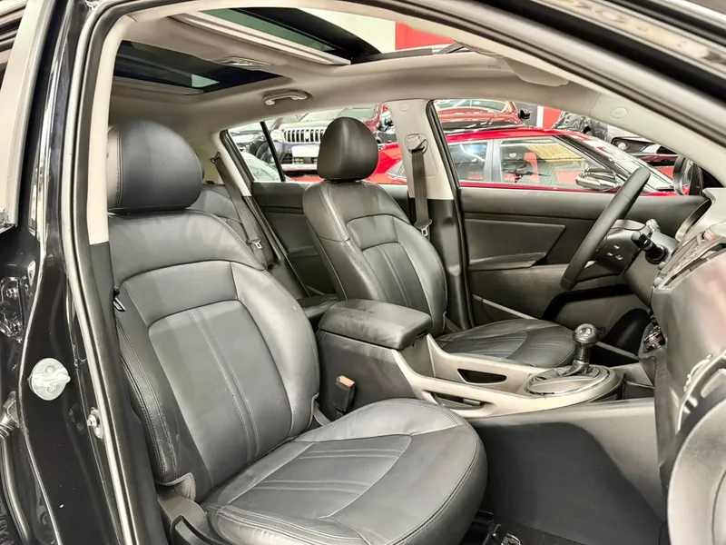 Kia Sportage Preto