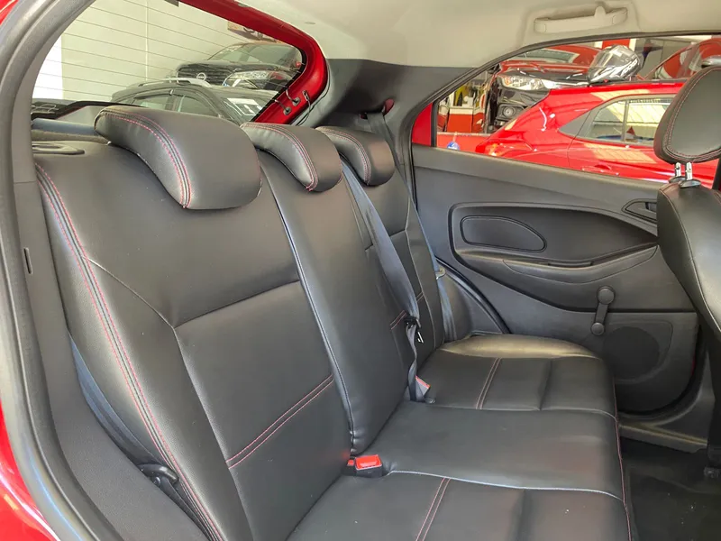 Ford Ka Vermelho