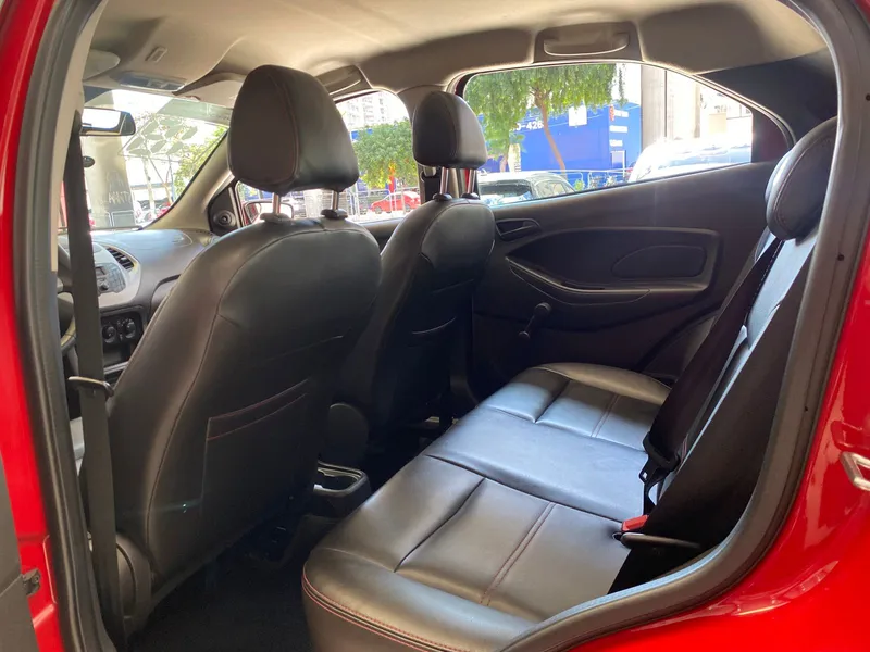 Ford Ka Vermelho