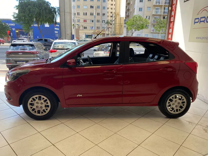 Ford Ka Vermelho