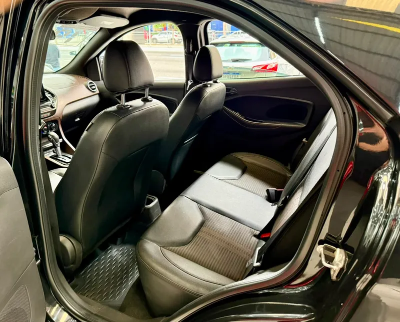 Ford Ka Preto