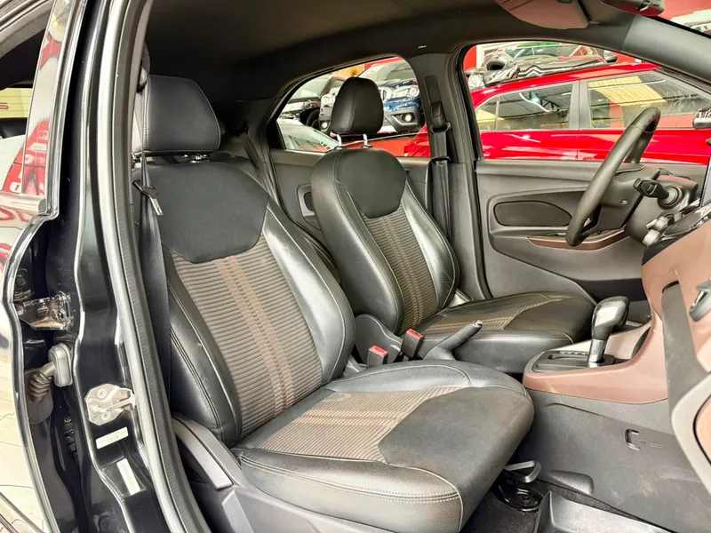 Ford Ka Preto