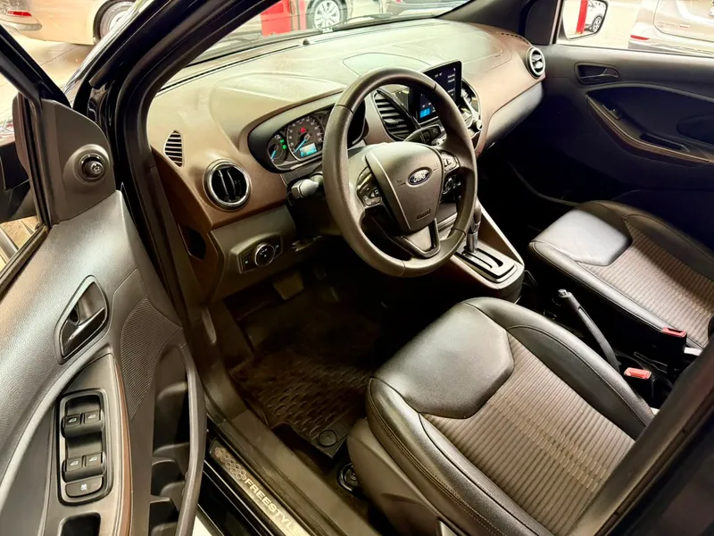 Ford Ka Preto