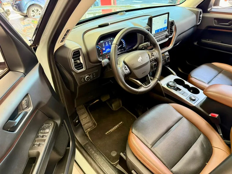 Ford Bronco Sport Cinza