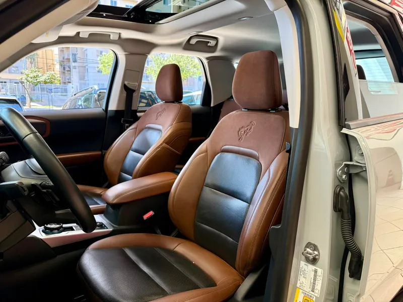 Ford Bronco Sport Cinza