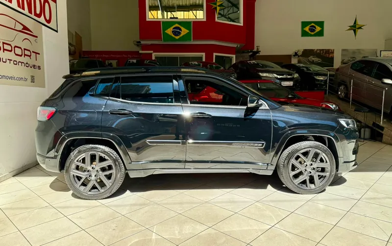 Jeep Compass Preto