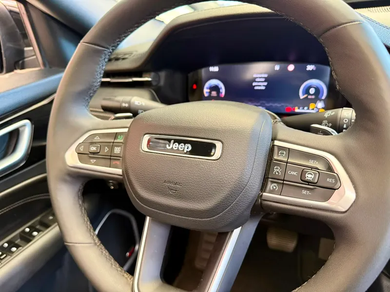 Jeep Compass Preto