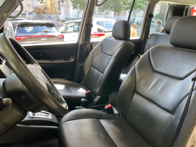 Mitsubishi Pajero TR4 Prata