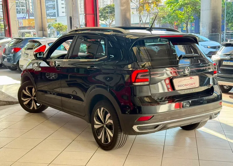 Volkswagen T-Cross Preto