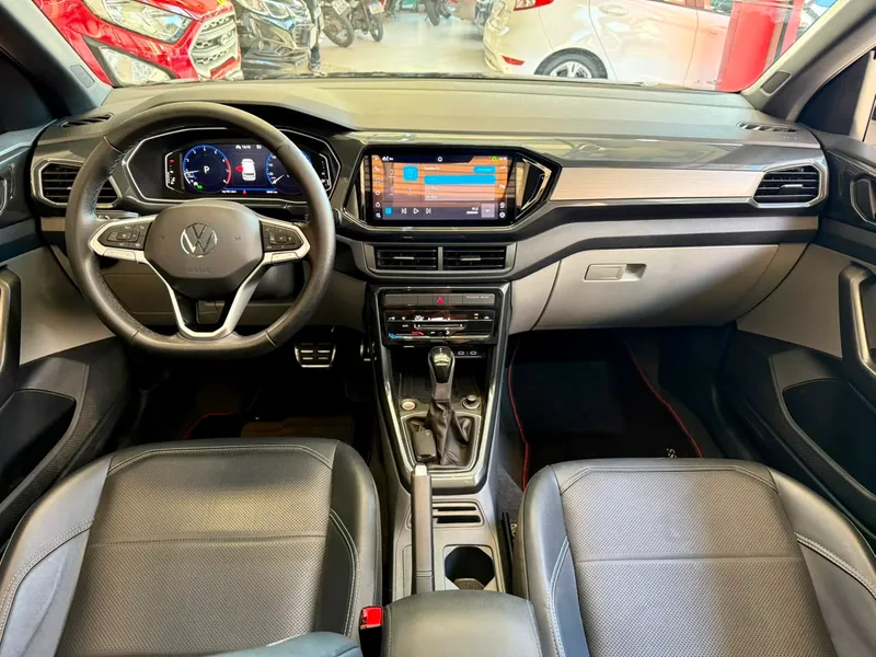 Volkswagen T-Cross Preto