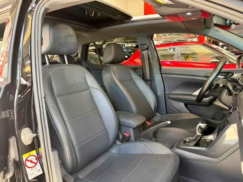 Volkswagen T-Cross Preto