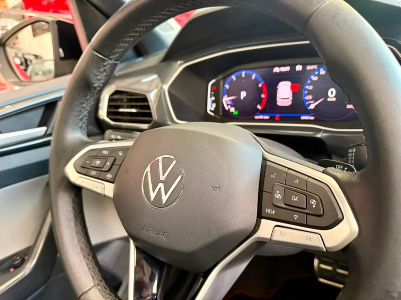 Volkswagen T-Cross Preto