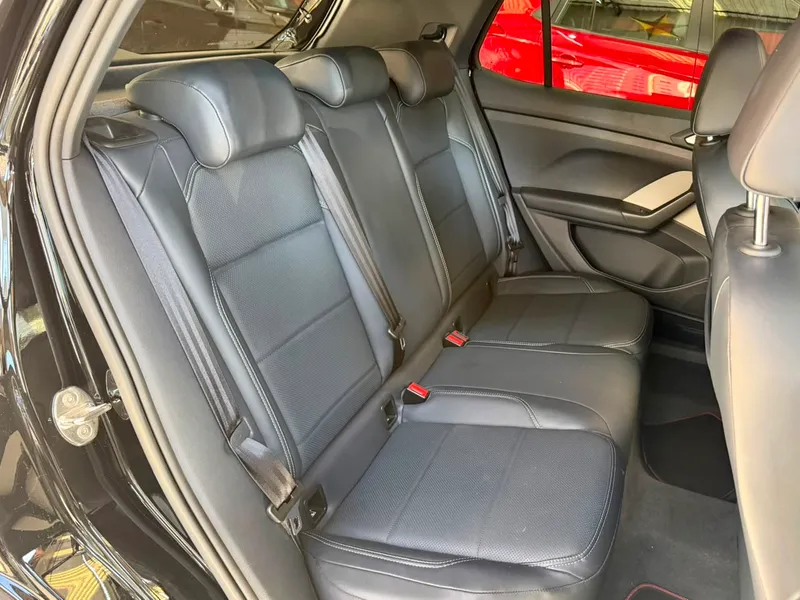 Volkswagen T-Cross Preto