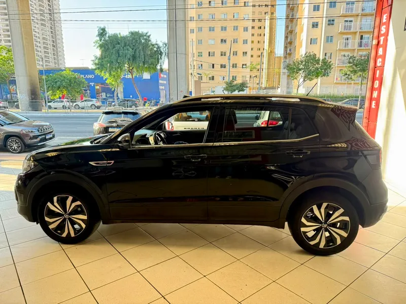 Volkswagen T-Cross Preto