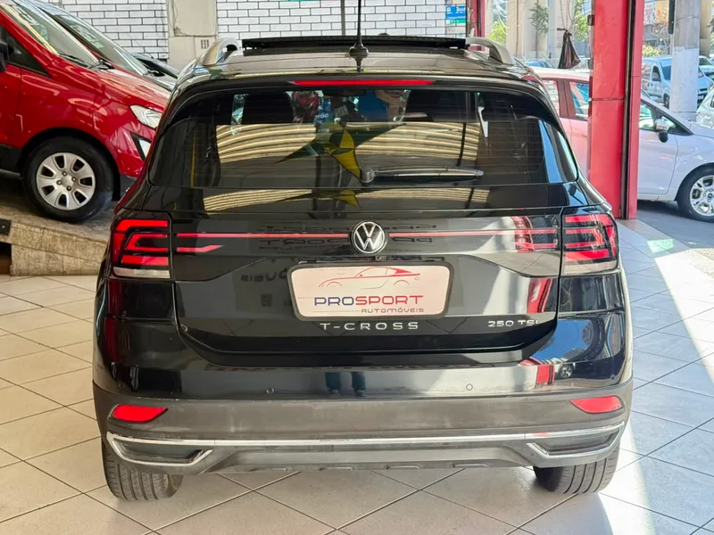 Volkswagen T-Cross Preto
