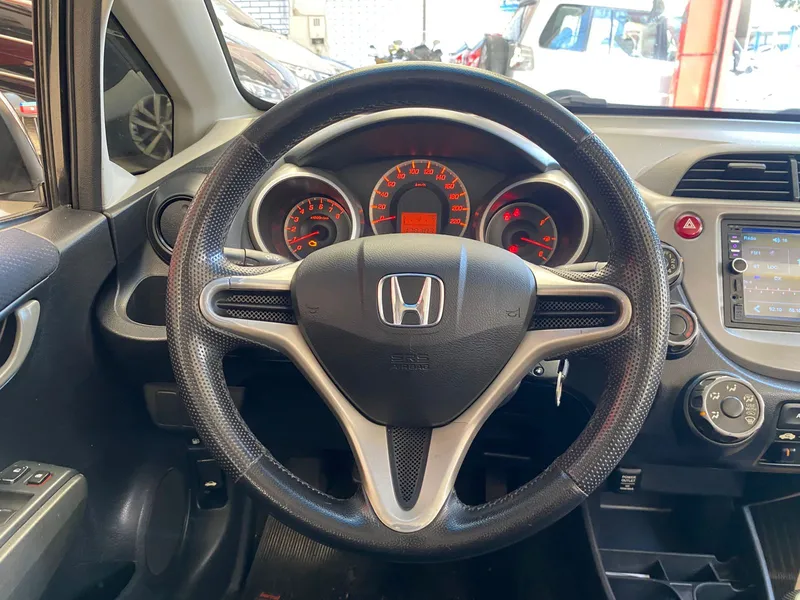 Honda Fit Preto