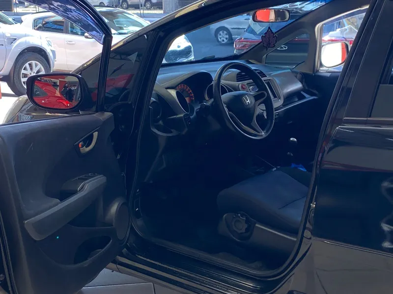 Honda Fit Preto