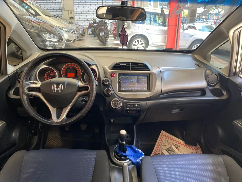 Honda Fit Preto