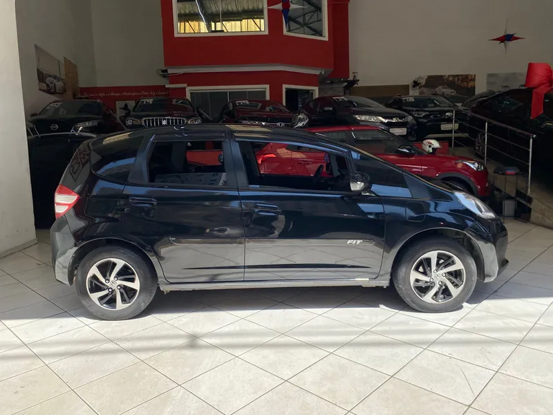 Honda Fit Preto