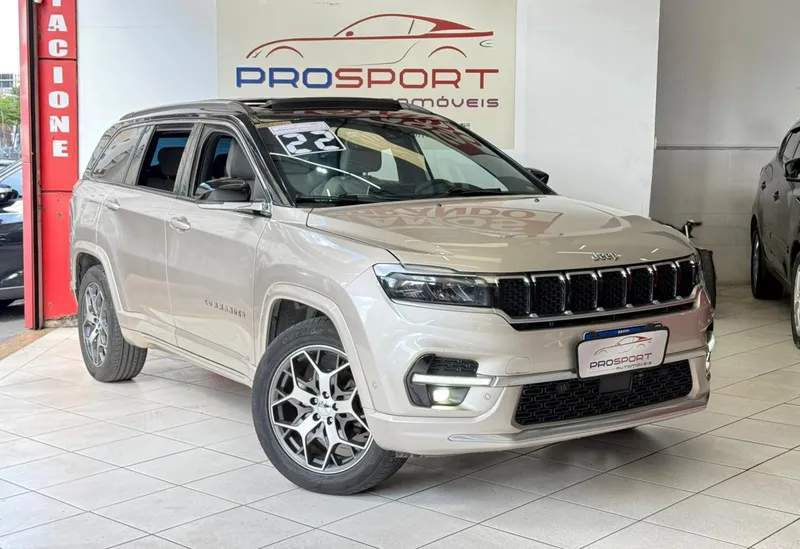Jeep Commander Dourado