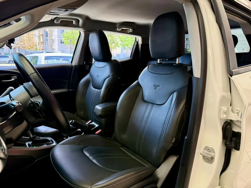 Fiat Toro Branco