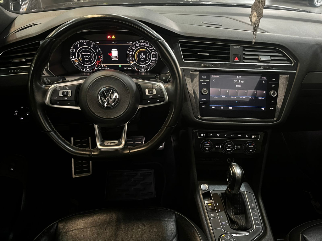 Volkswagen Tiguan Cinza