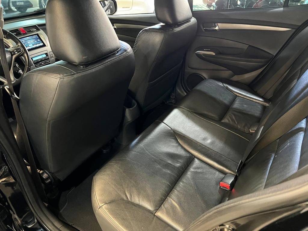 Honda City Preto