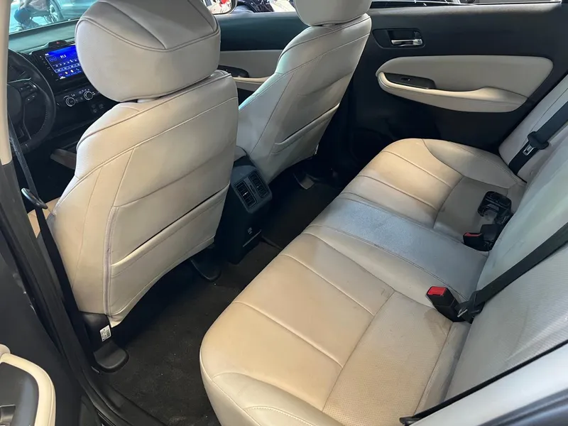 Honda City Cinza