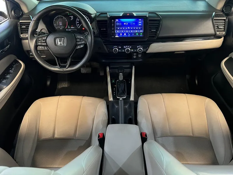 Honda City Cinza