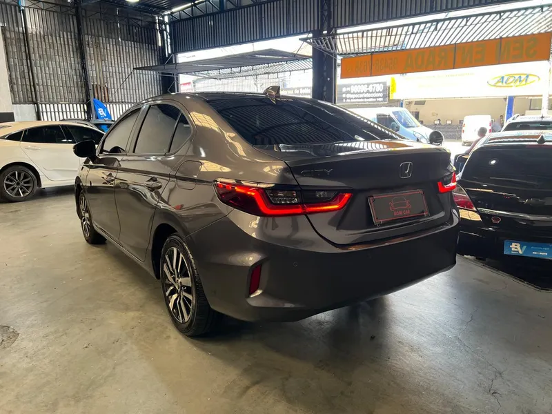 Honda City Cinza