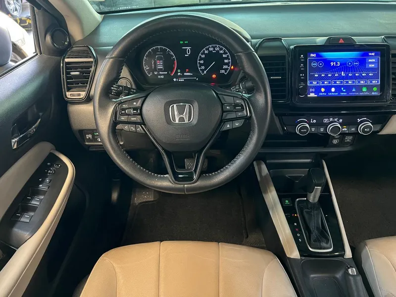 Honda City Cinza