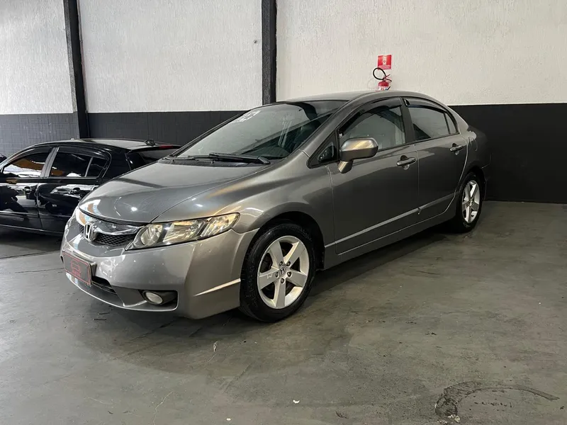 Honda Civic Cinza