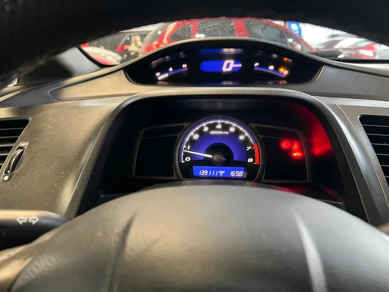 Honda Civic Cinza