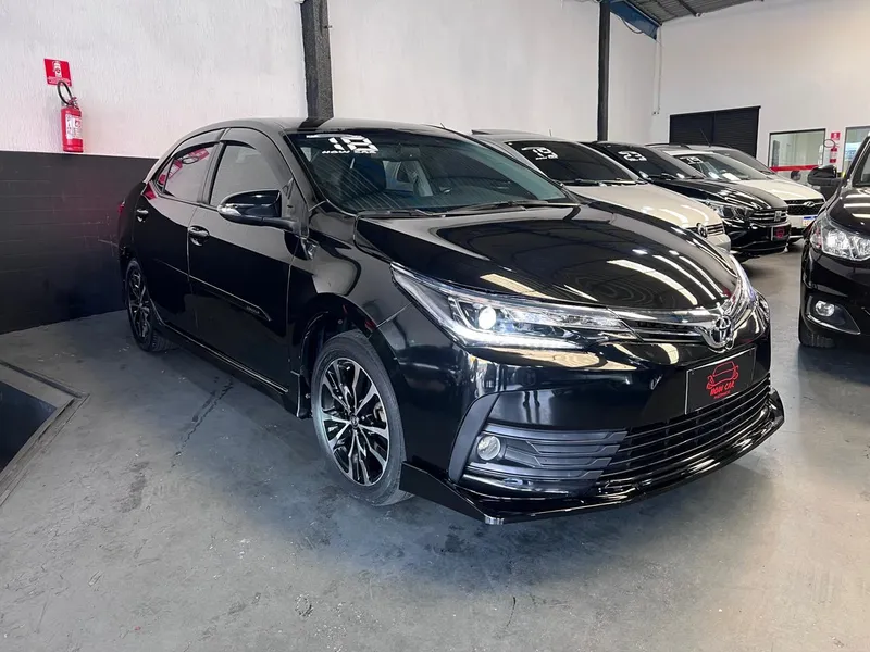 Toyota Corolla Preto