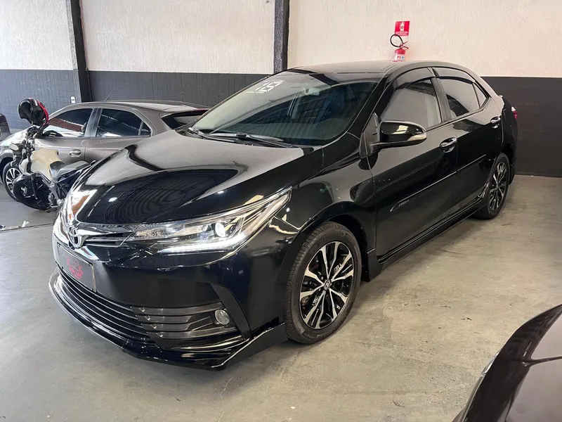 Toyota Corolla Preto