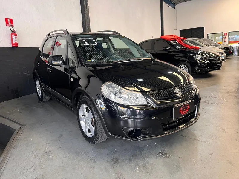 Suzuki SX4 Preto
