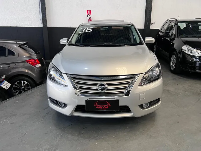 Nissan Sentra Prata
