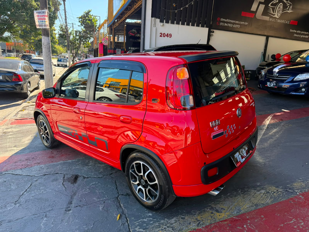 Fiat Uno Vermelho