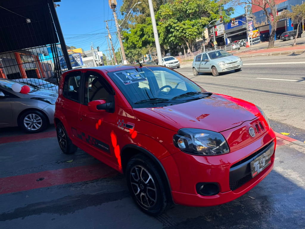 Fiat Uno Vermelho