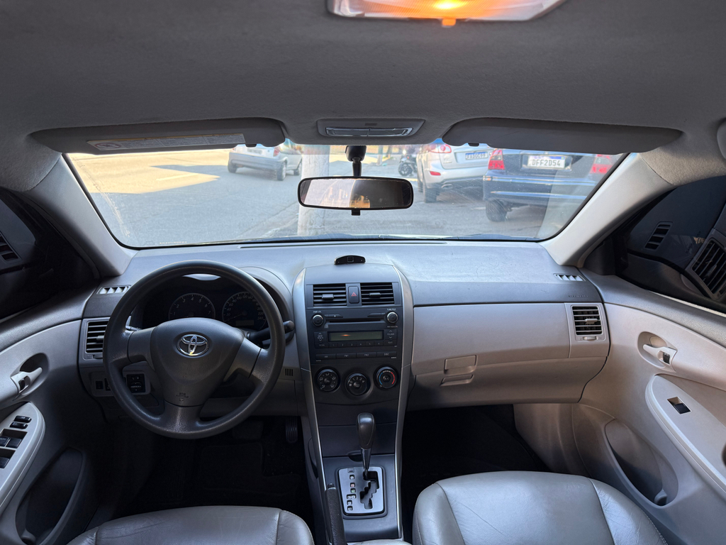 Toyota Corolla Preto