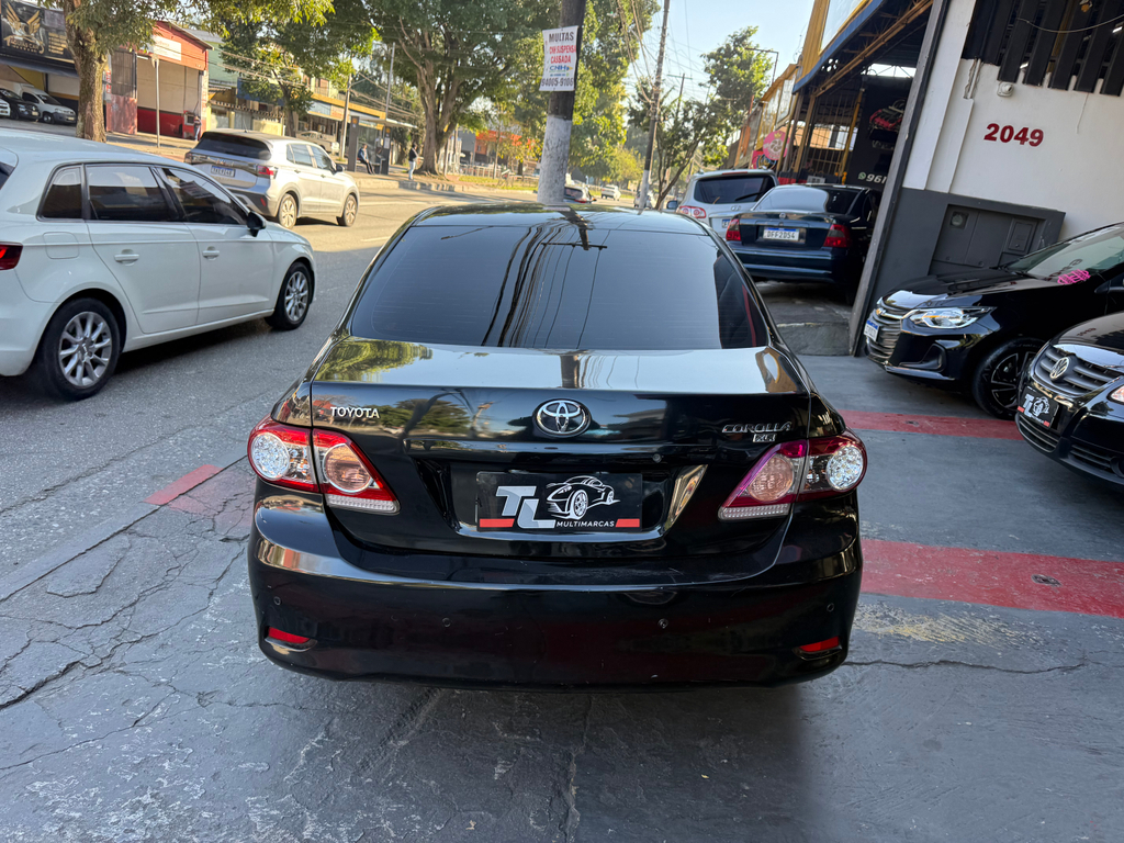 Toyota Corolla Preto