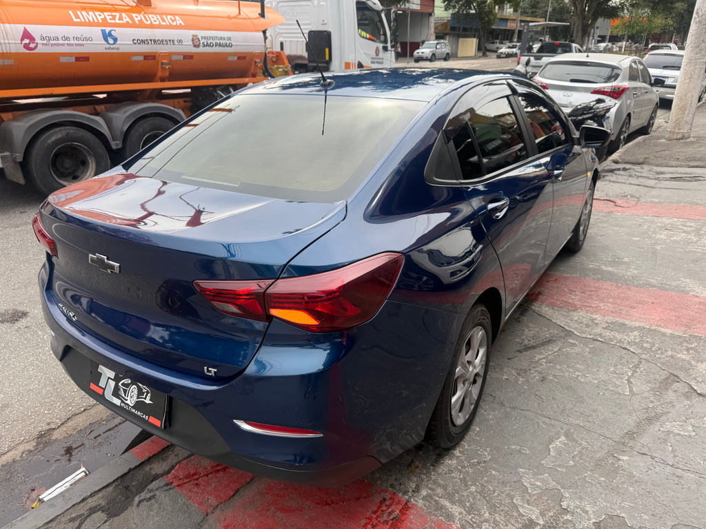 Chevrolet Onix Sedan Azul