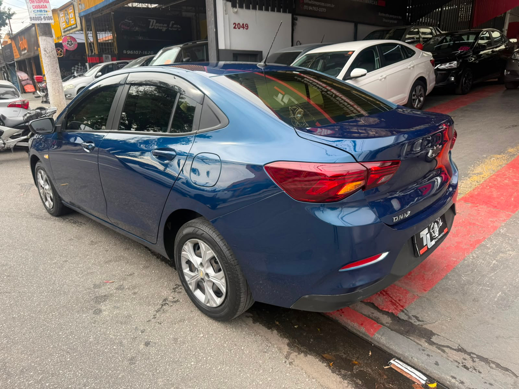 Chevrolet Onix Sedan Azul
