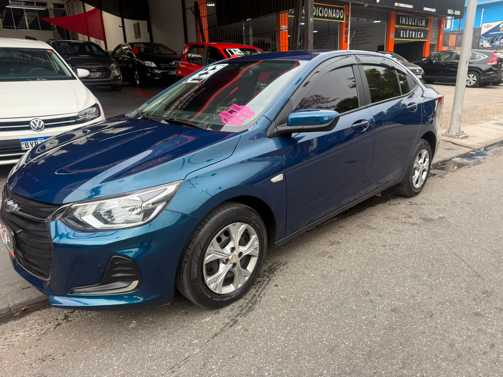 Chevrolet Onix Sedan Azul